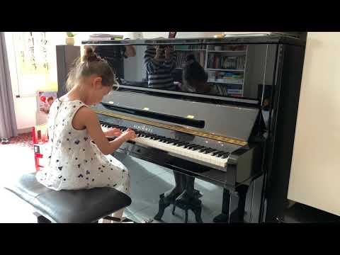 La danse de la poupée (6 ans)