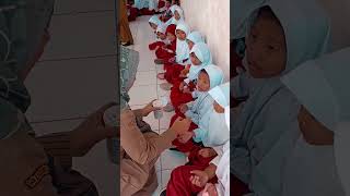 Download lagu Pembagian dan minum obat cacing bersama💊 sehat sehat sehat💪 mp3