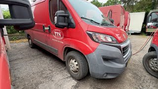 Peugeot Boxer van cargo van | Image 4 - Autoline