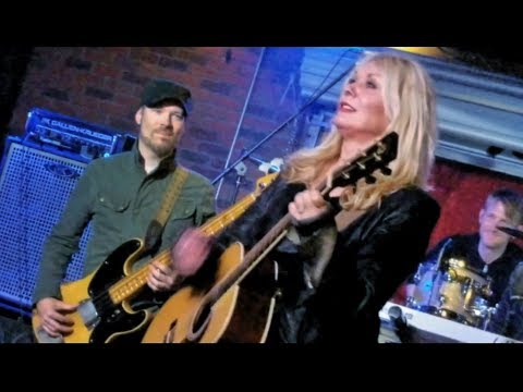 Nancy Wilson joins Nuno Bettencourt & Friends at Soundcheck Live in Hollywood