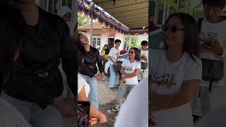 Download lagu Tatapan temayong agak beda  #fyp #cantik #gadisdesa #lombok #karnaval #shorts #kebaya #kebayak mp3