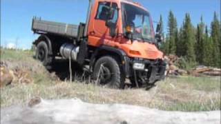 preview picture of video 'Unimog U500 Excavation Site'