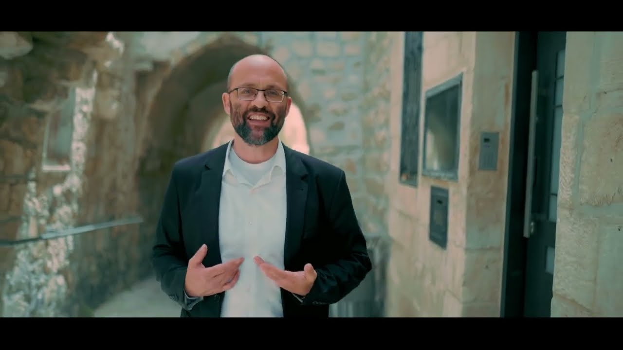 מהכולל אל רחבת הריקודים אברהם טייב משיק סינגל בכורה עוצמתי | חתונת הגאולה | צפו