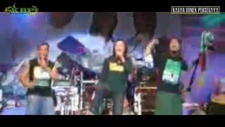 Download lagu Sindiran Bonek untuk aremania mp3