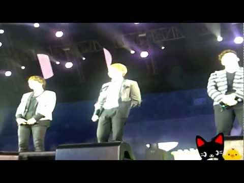 [DAY 1] 120427 Super Show 4 Indonesia - Our Love (KyuTeukDong)