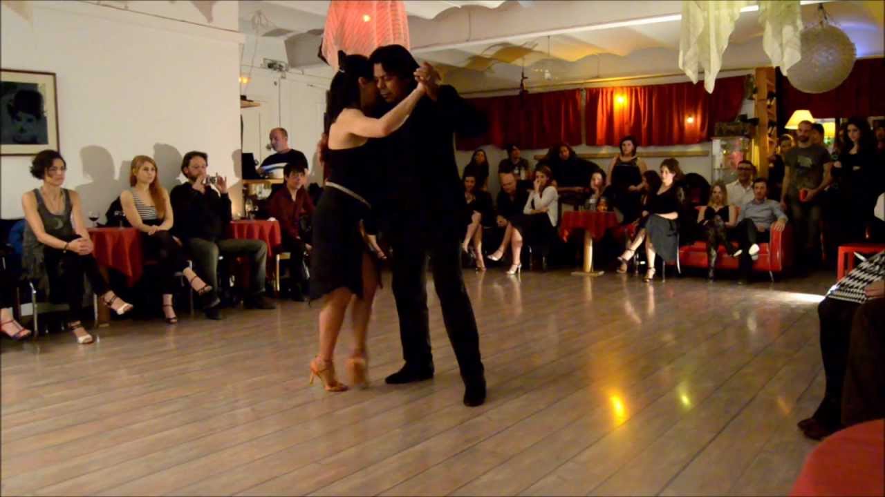 LUIS ROJAS Y ANTONIA BARRERA NOS BAILAN "GIME EL VIENTO"
