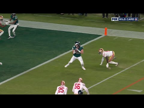 Hurts pinpoints Goedert for a Philly TD
