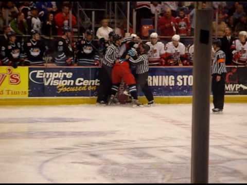 Brad Herauf vs Tom Sestito