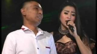 Download lagu Piano Gerry ft Nasya New Gita Bayu Live Balong Tambak kedamean gresik 2015 mp3