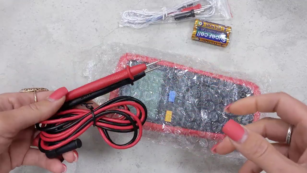 Цифровой мультиметр UNI-T UT136C+