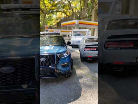 2022 Ford Explorer 1/18 Scale: Transformed into a Realistic Police Car! #ismaelsrc #modelcars