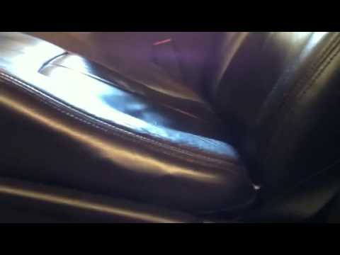 AH1179 - 2006 Trailblazer Leather Drivers Electric Seat