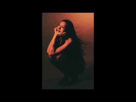 julia wolf - dog house (intro extended remix)