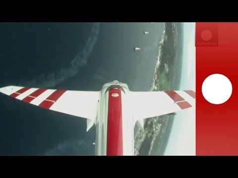 Red Bull Air Race 2014: Video of amazing aerobatic display in Croatia