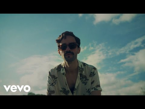 Gizmo Varillas - Follow the Sun (Official Video)