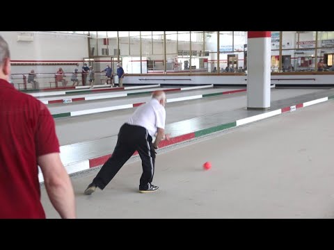 Tra un caffè e una briscola: a Mantova riapre la bocciofila di Montata Carra