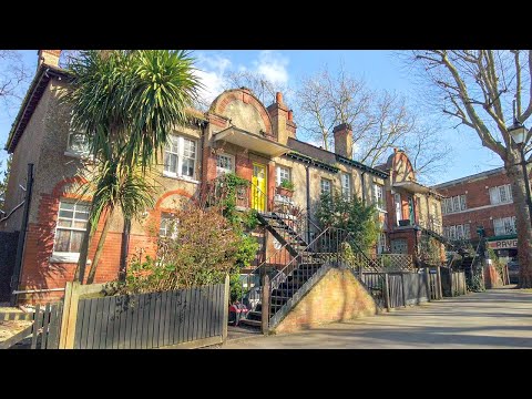 Posh London Spring Walk - Twickenham to Richmond incl. Thames Riverside