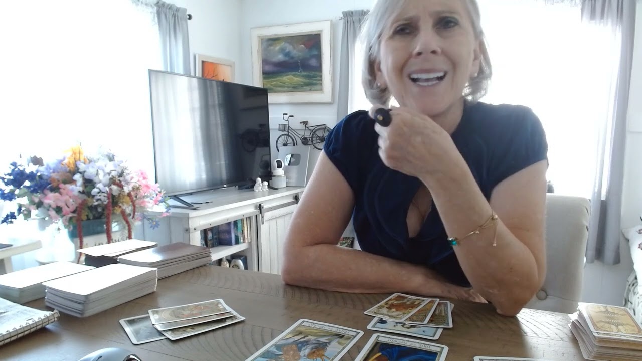 Sagitário ♐️ Outubro 2024 🐛Experiencias emocionais e profissionais que trazem renovação 🐛🐛🐛