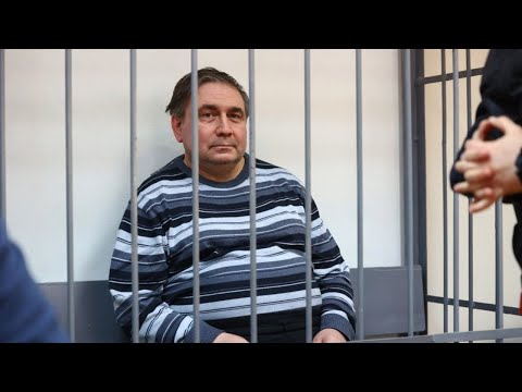 Экс-министр ЖКХ Смирнов получил условный срок за взятку