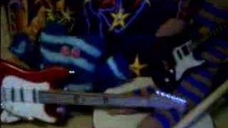 Sock Creatures perform &quot;Billie&quot; by Pavement