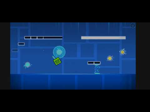 intentando pasarme mi propio nivel de geometry dash