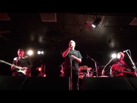 Sandpit Called the World - The Gilberts (Live at The Zoo - Spark21)