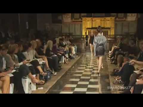 Antonio Berardi Spring_Summer 2010.mp4