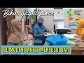 Ibu Muda Praktek Menyusui Bayi