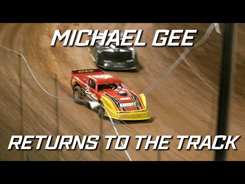Super Sedans: The Master Blaster Michael Gee Returns to the Track - Archerfield Speedway