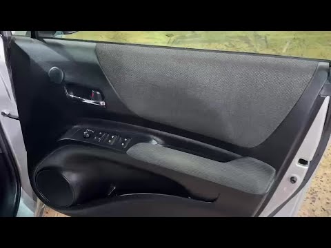 Toyota Sienta 1.5 HYBRID MPV - 7 SEATER - CRUISE C - Image 2