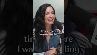 Demi Lovato brings her smile to Las Cultch!!