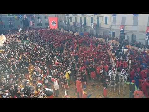 Carro 1 La Vecchia Torre. Carro 28 I Nobili Alfieri