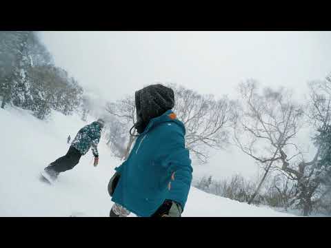 苗場下完大雪後的逛山 來玩粉雪囉