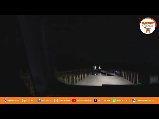 Vídeo relacionado con YSDINK Conjunto de seguridad reflectante: chaleco elástico ajustable de alta visibilidad con 2 brazaletes de doble raya de alta luminancia para correr por la noche, ciclismo, trotar, caminar, adecuado