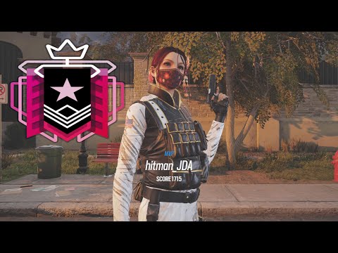 THE #1 BEST *CONTROLLER* CHAMPION + NO RECOIL SETTINGS & SENSITIVITY (PS5/XBOX) - Rainbow Six Siege