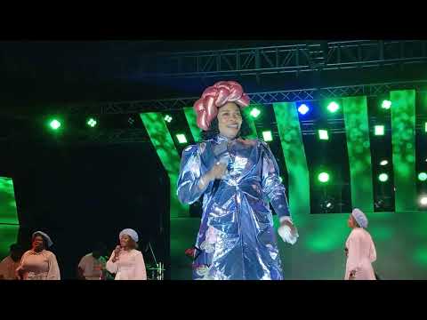 TOPE ALABI FEATURES BUKOLA BEKES ON "KI I KONI" AT PRAISE THE ALMIGHTY 2024