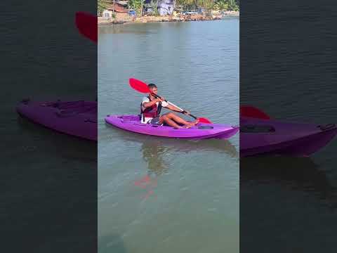 How To Paddle On A Kayak (for beginners) | Kayaking Tips | How To Kayak | Kadal Surf School | Udupi