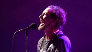 Pearl Jam - Masters of War - Wrigley Field (August 20, 2016)