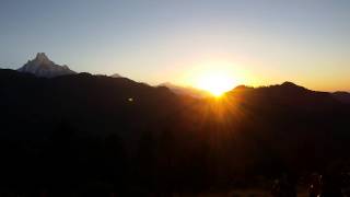 preview picture of video 'Sunrise From Poon Hill, Ghorepani with Annapurna Himalayan Range, Nepal'