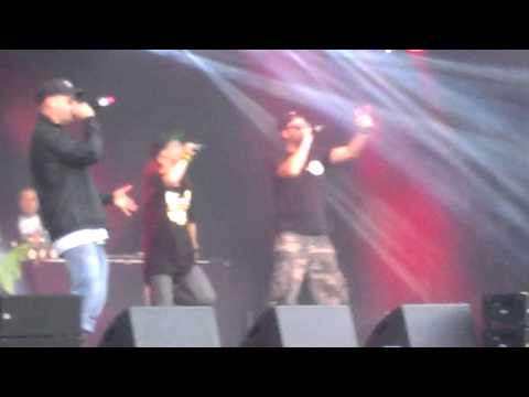 Halve Neuro - Pakt De Velo live at Hestival