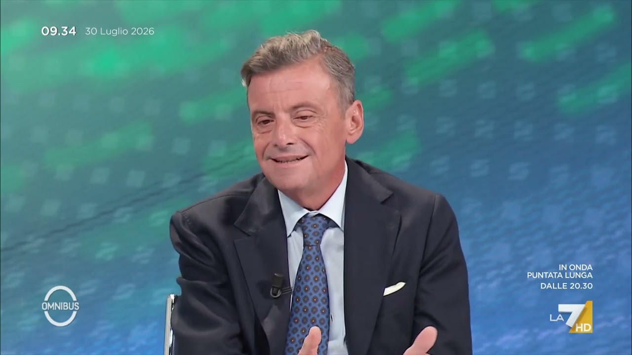 Carlo Calenda: "Vannacci è un fascista dichiarato. Fa impressione"
