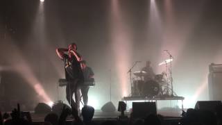 FUTURE ISLANDS - Sun in the morning @ Razzmatazz 2017