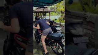 Download lagu story'wa cewek cantik naik rx king nih boz mp3