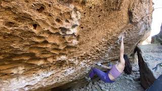 Video thumbnail of Action Figure, V6. Happy Boulders