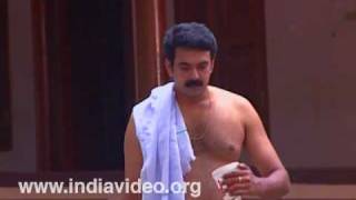 Man in mundu and thorthu