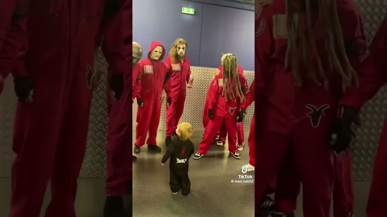 Slipknot with Sid Wilson’s Son! So cute! #slipknot #sidwilson #cute #coreytaylor #youtubeshorts