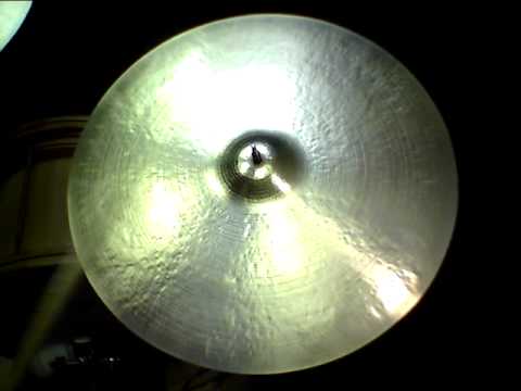 22 Small Bell Kontroversial Ride, 2065g - Handcrafted cymbals by Craig Lauritsen..MOV