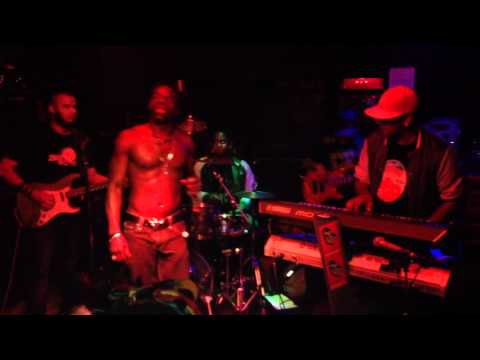 Papemannn and Bombrush Band ''bonboclade jam''