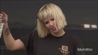 CRYSTAL CASTLES - RECKLESS LIVE