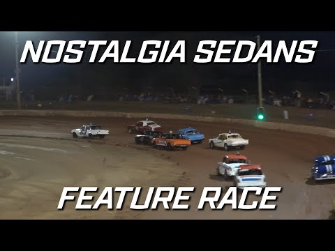 Nostalgia Sedans: Carina Classic - A-Main - Carina Speedway - 04.06.2022